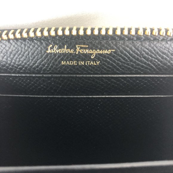 Salvatore Ferragamo Cross Grain Zip Around Wallet - Picture 7 of 8
